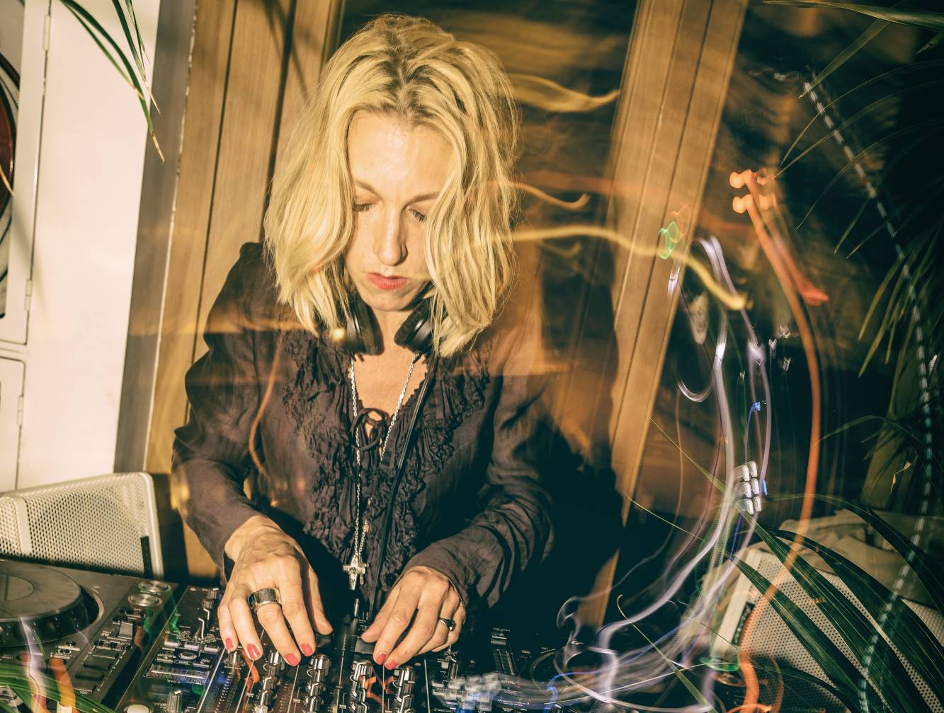 Suzi Suzuki — Ibiza nights